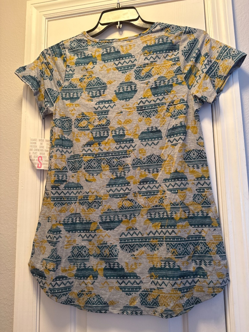 Lularoe shirt - Picture 3 of 3